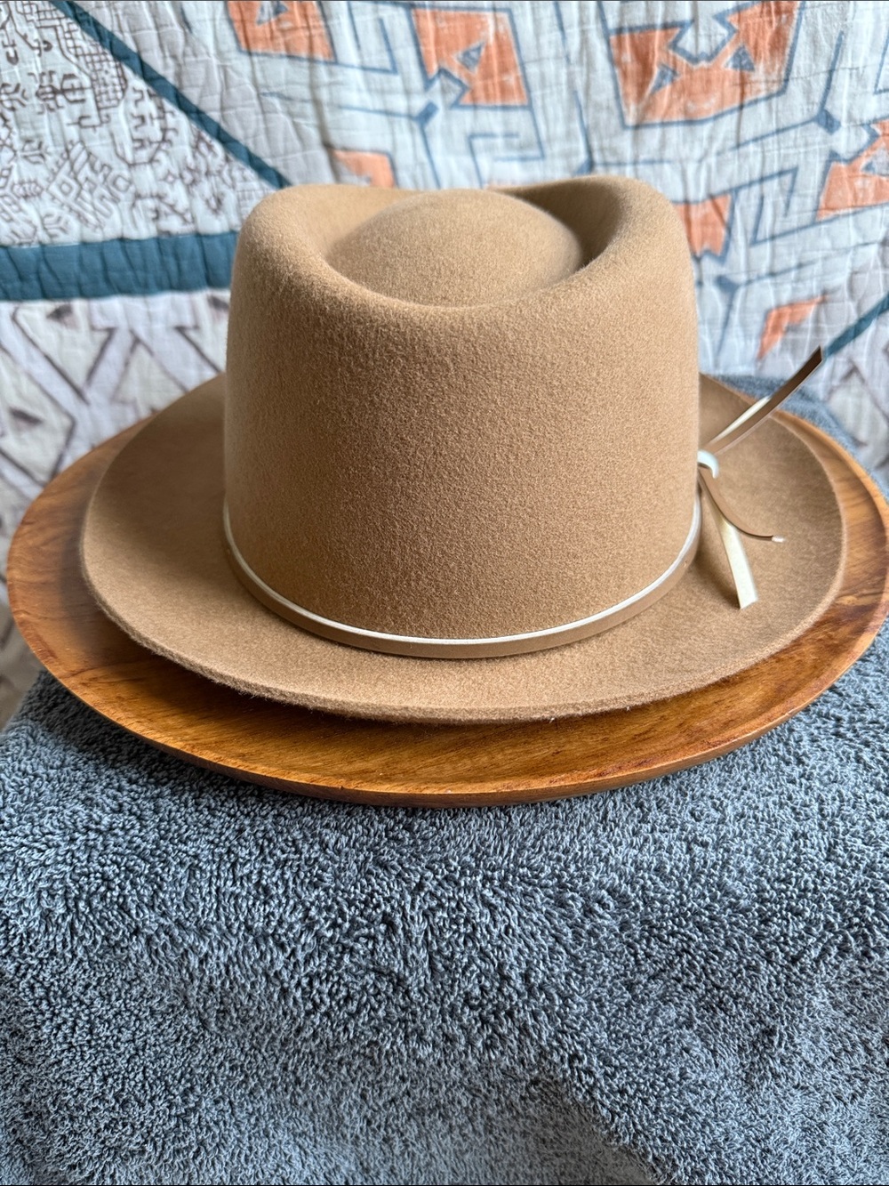 *NWT* GIGI PIP Ruth Trilby Wool Hat with Ivory Ribbon Accent, Camel, Sz 59 M/L